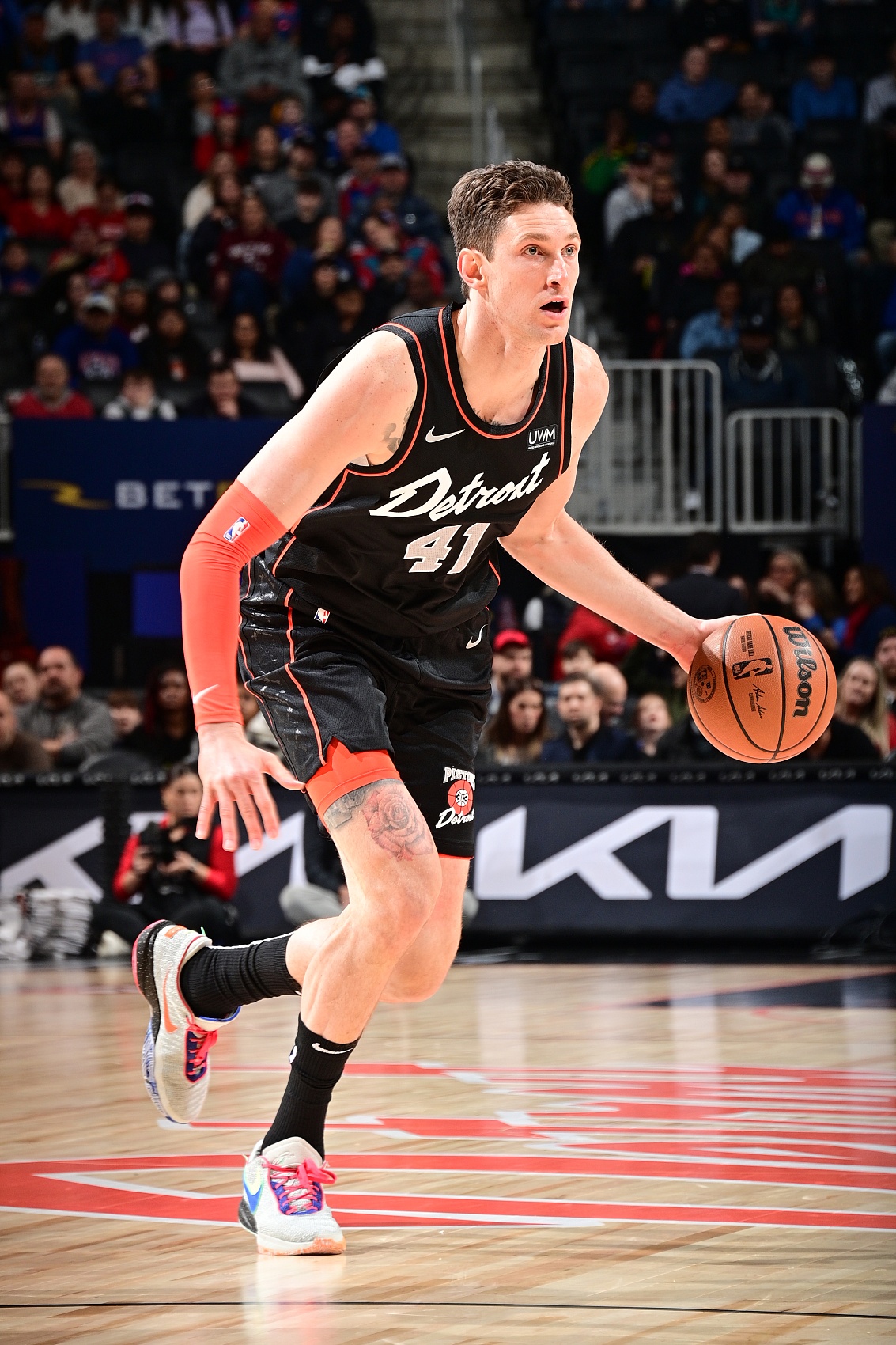 高炮台！Woj：穆斯卡拉与活塞买断数支争冠队有意