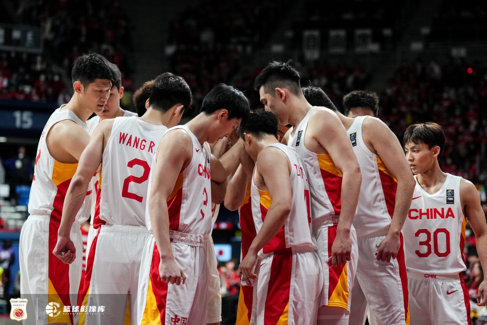 FIBA更新排名：中国男篮继续排在第29日本第26美国、西班牙前二