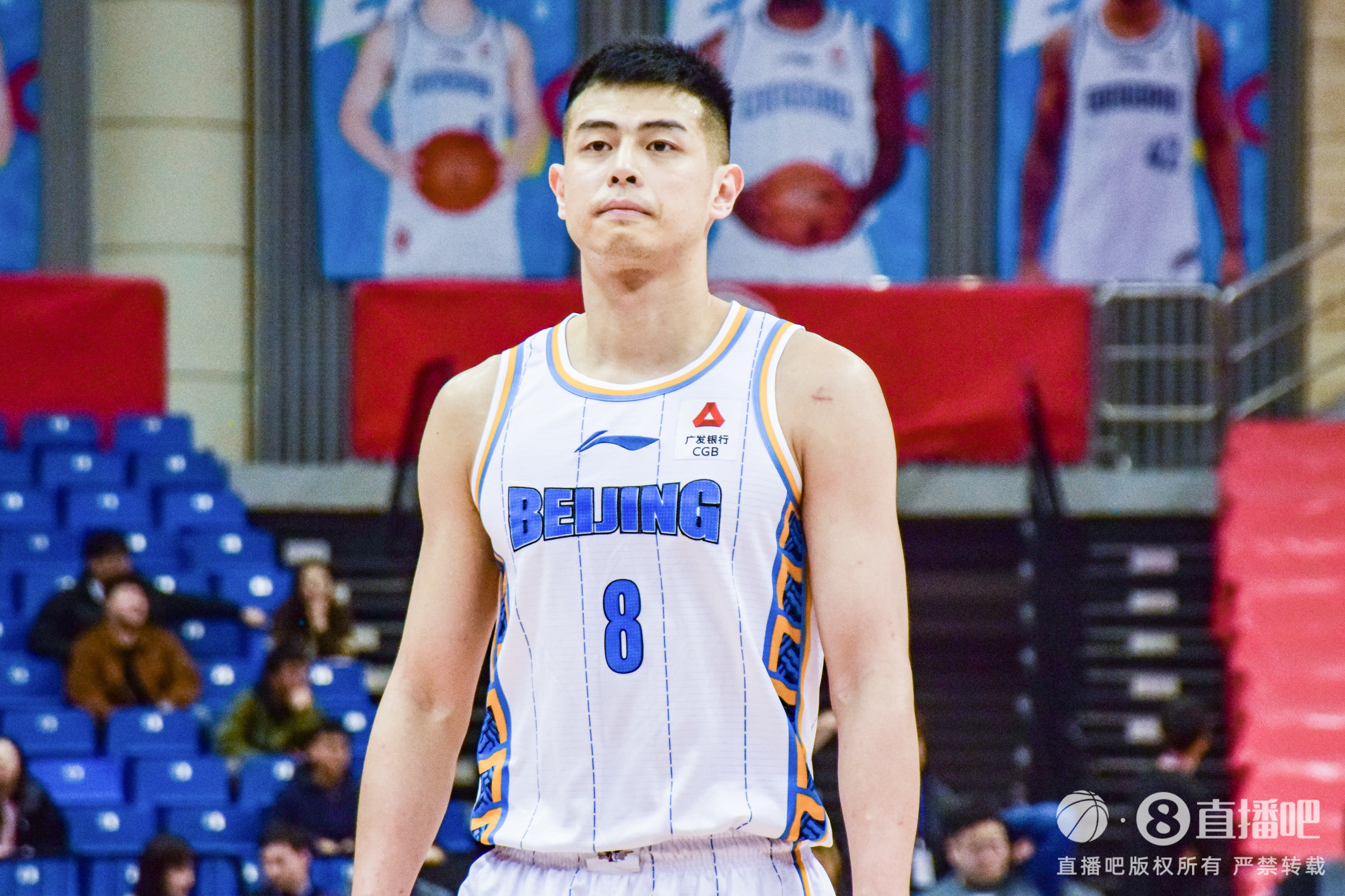 尽力了！方硕全场19中10贡献23分6篮板3助攻