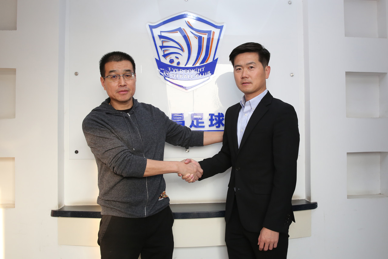 2024赛季将继续留任，肇俊哲：除了为沧州竭尽全力，我无以为报