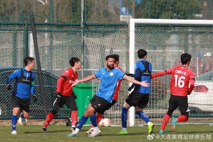 热身赛老将阎相闯传射建功，大连英博20击败苏州东吴