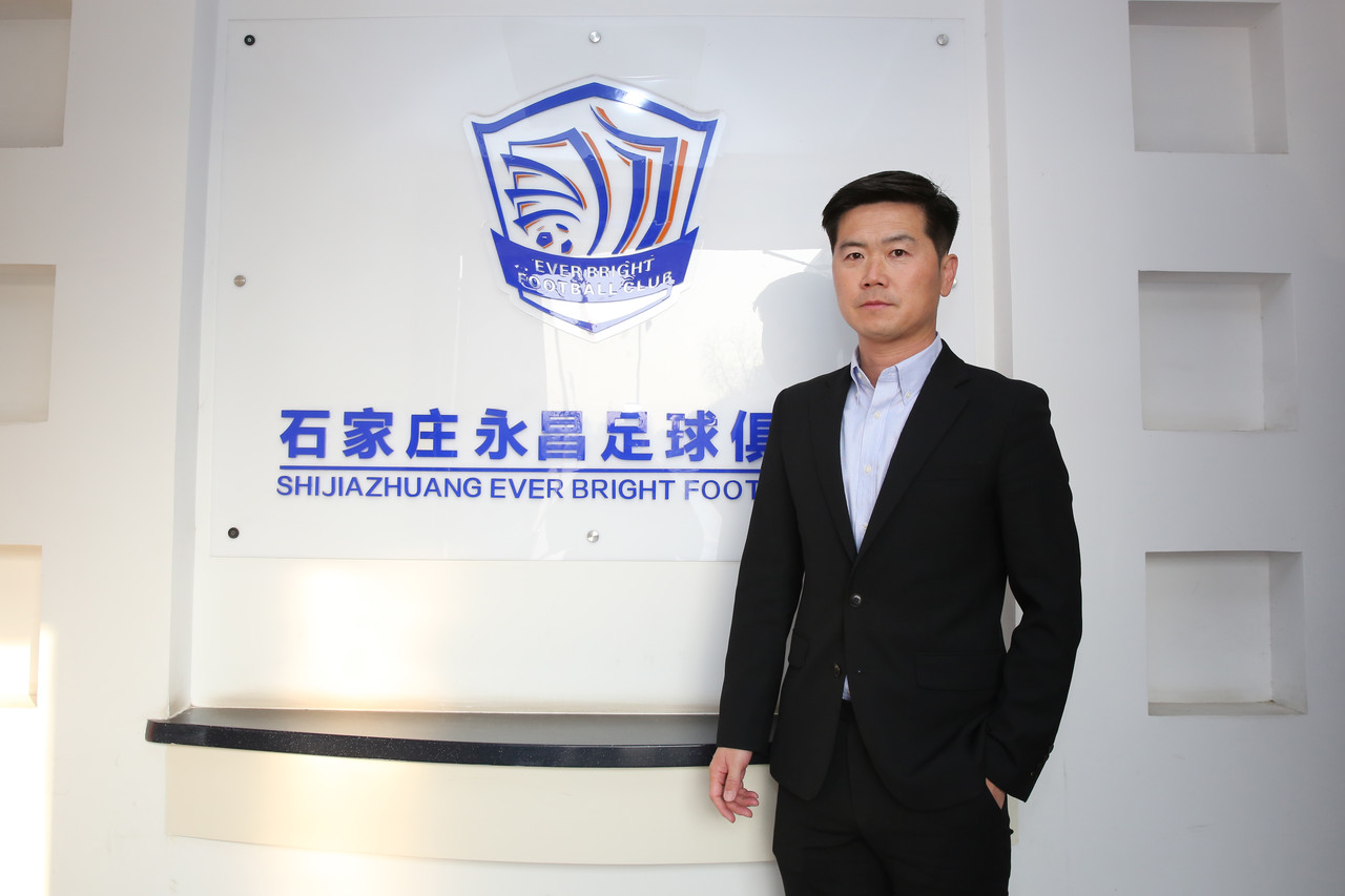 体坛：肇俊哲救火沧州雄狮有老友相助 全队共同努力力争通过准入