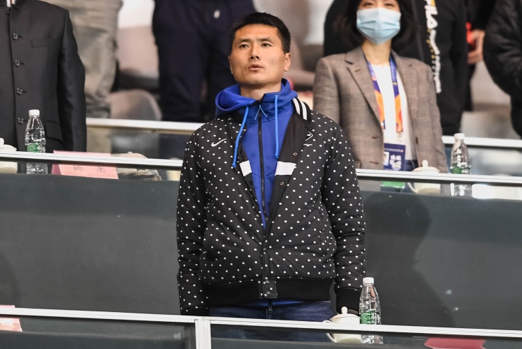 我带国青也一样？邵佳一：安东尼奥的贡献是不可取代的