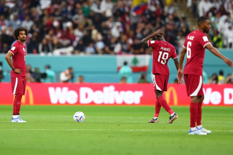 历届世界杯东道主首战战绩：16胜6平1负，卡塔尔成首支输球东道主