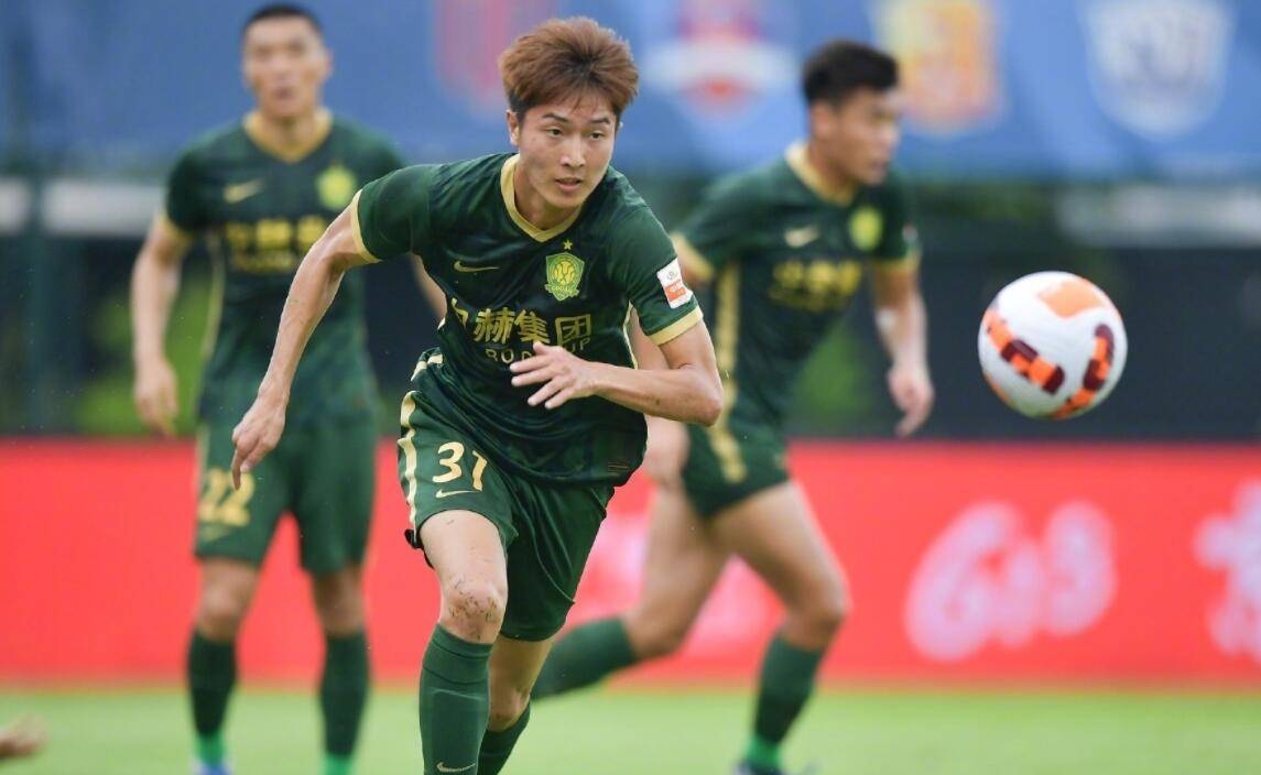 22岁北京国安前锋李博希租借加盟石家庄功夫