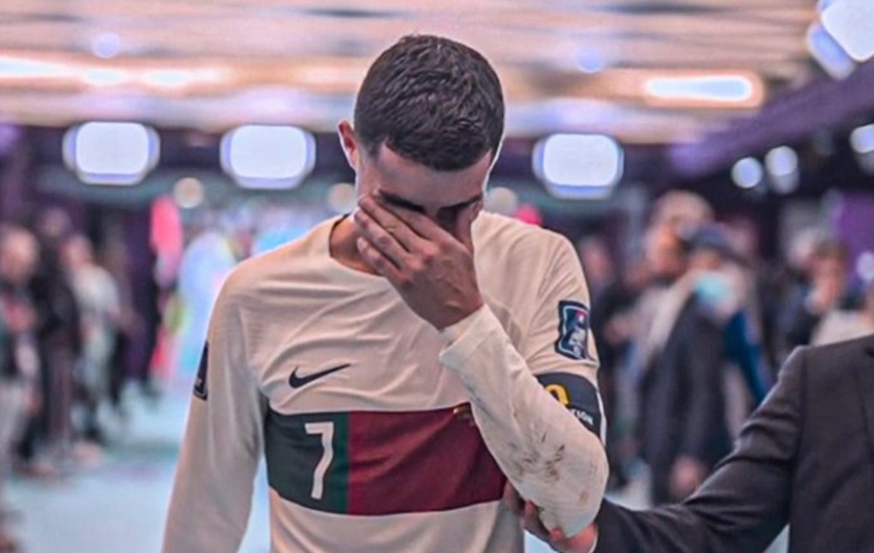卡佩罗！卡卡鼓励C罗：你的眼泪属于所有热爱这项运动的人⚽