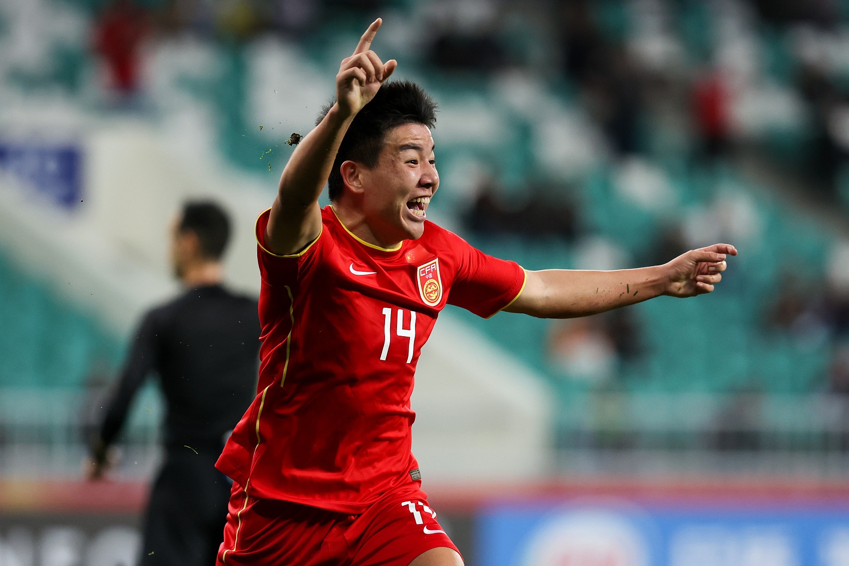 难得！U20国足2-0沙特登上微博热搜第一！