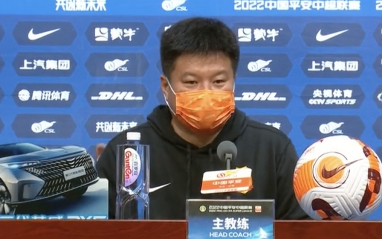 李金羽：希望武汉长江队员有好的前途 希望能享受在一起的时光