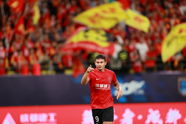 足球报：当年全兴曾掀起黄色狂飙，现在蓉城有能力刮起红色风暴
