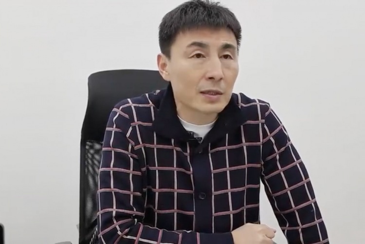 如何赶超日韩李玮锋：让更多孩子选择踢球，让更多孩子出国踢球