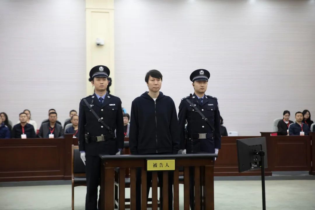 铁子刘海为何还在未转入刑事处罚阶段，还未达到剪头发那一步