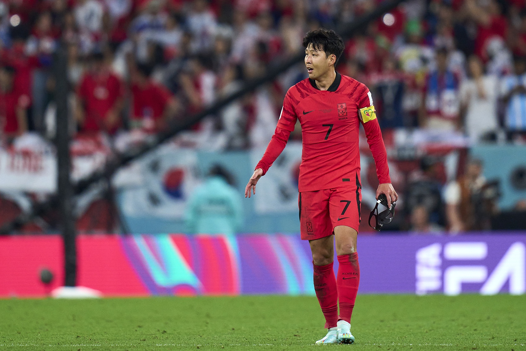 马德兴：韩国赛前苦练定位球奏效，这次没被日本足球甩下昂首晋级