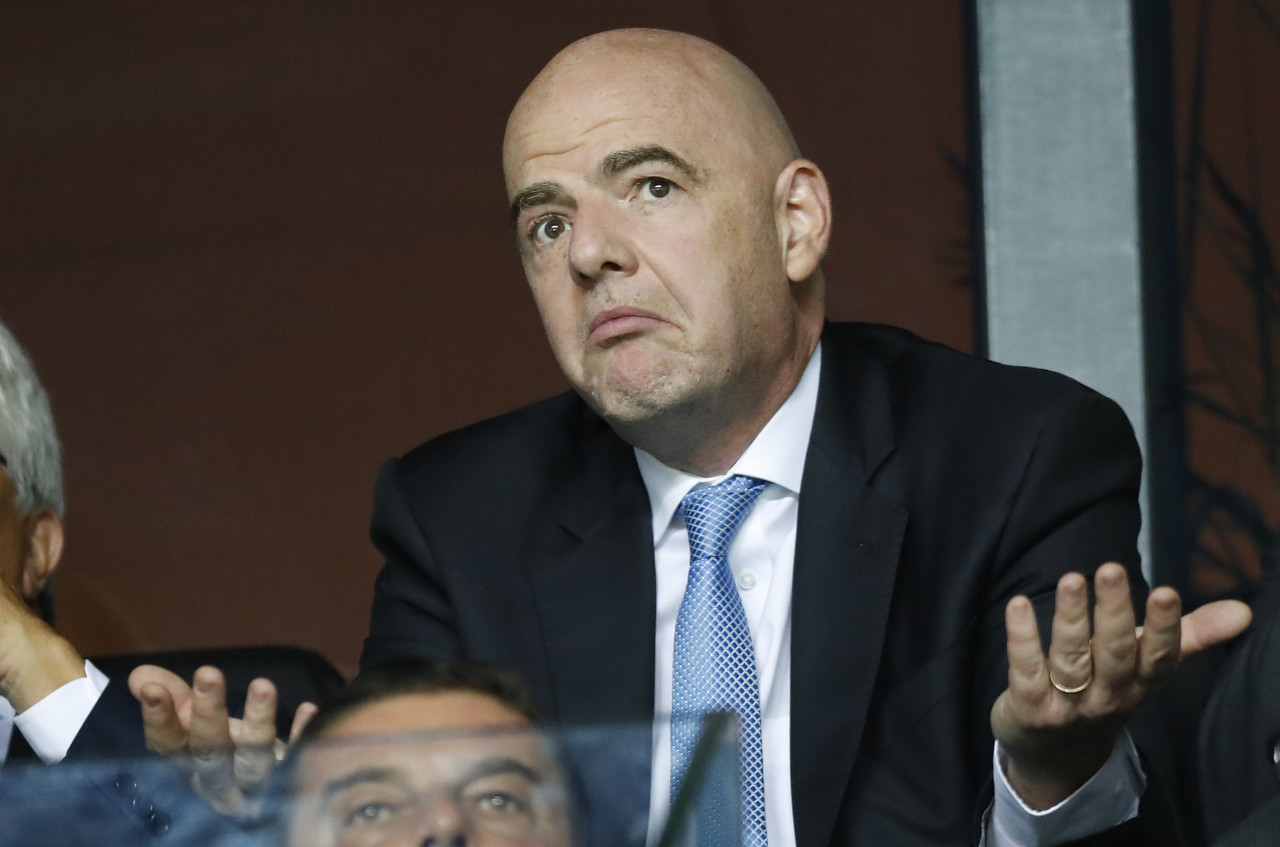 卫报：两年一届世界杯计划失败后，FIFA希望世界杯三年一届