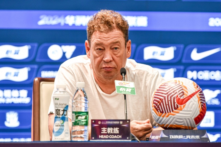 斯卢茨基：赛程密集大部分时间都在路途上申花最强阵出战柔佛
