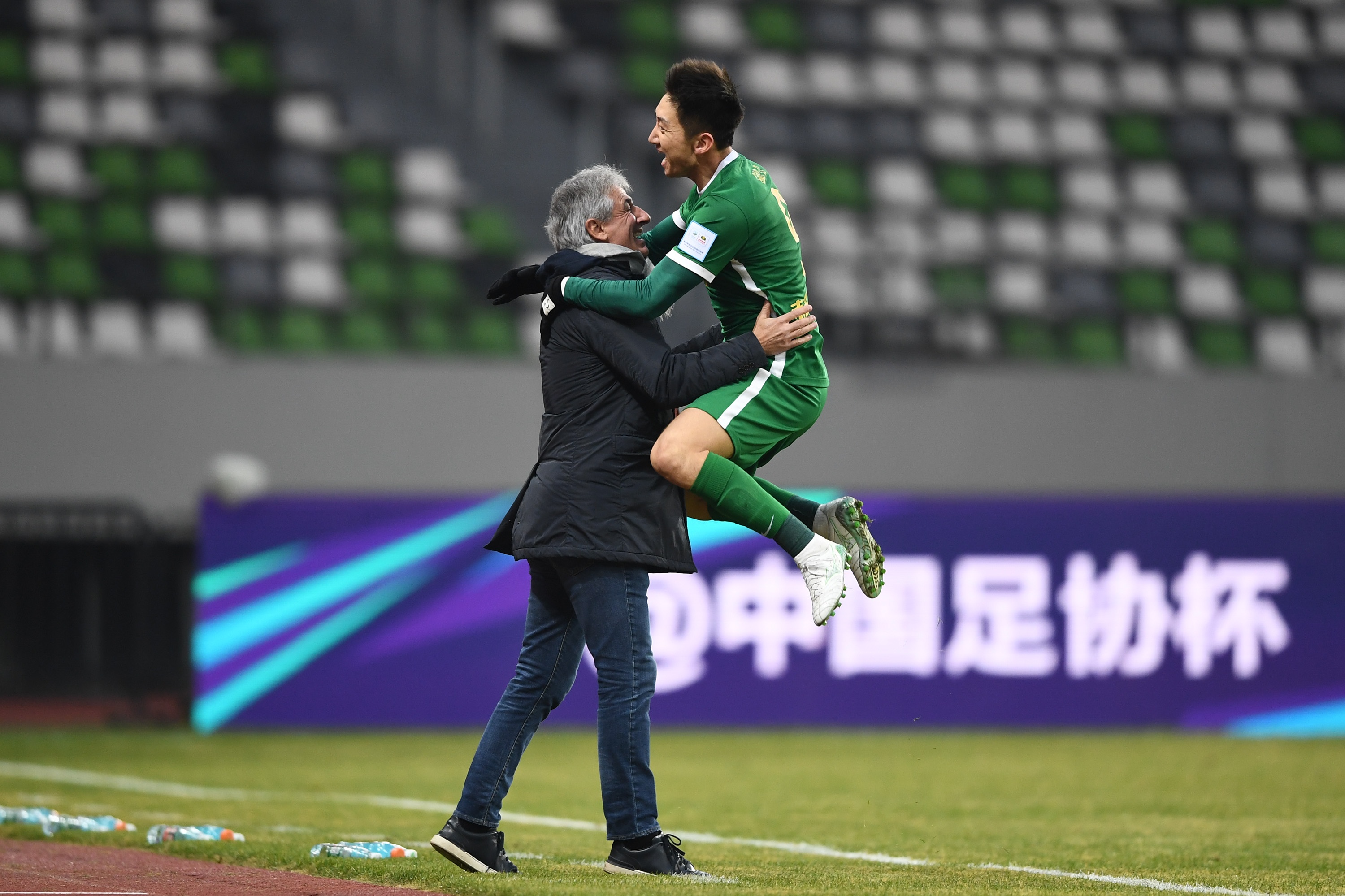 记者：足协尚未和浙江FC商讨过任何关于征用乔迪的意向