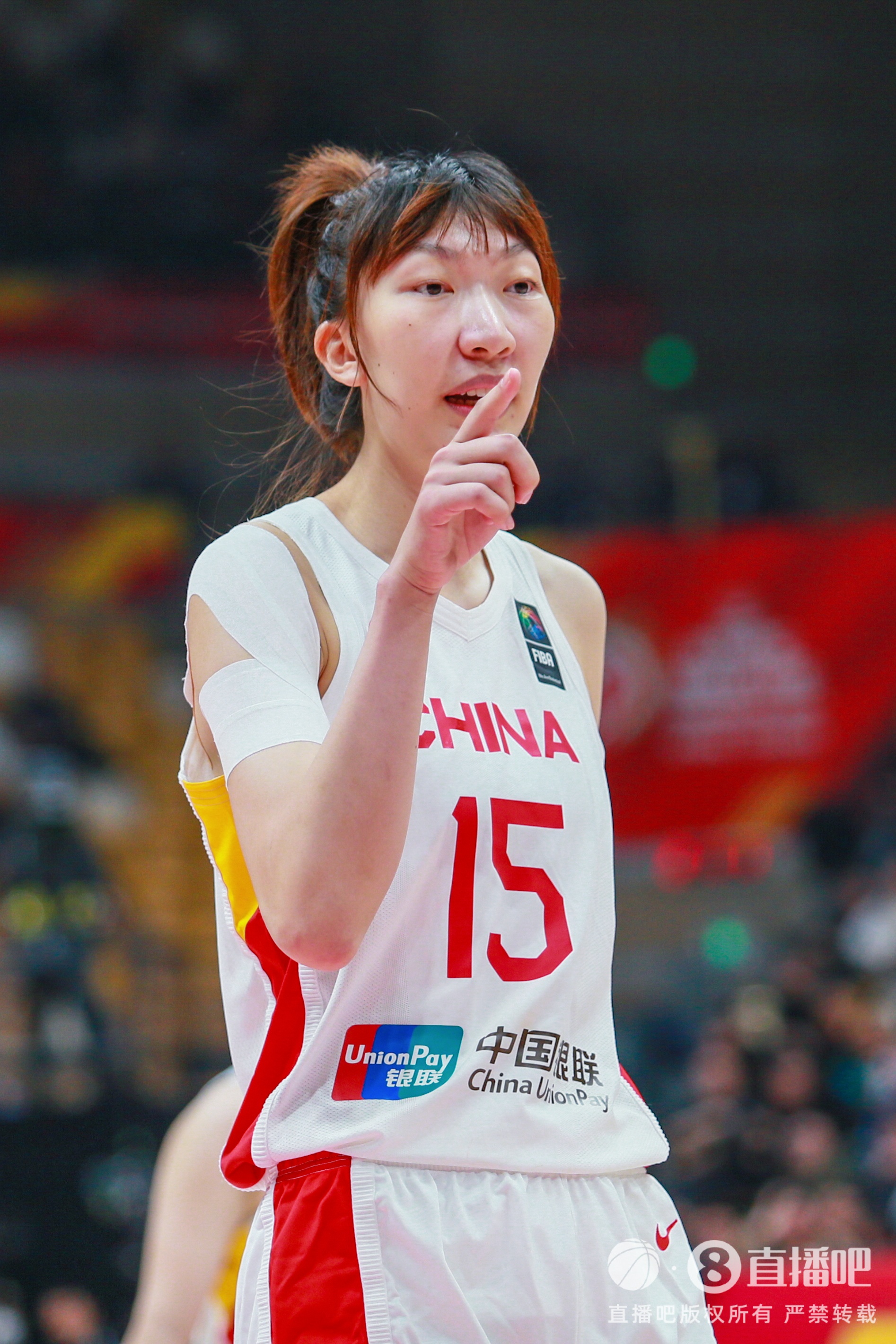 韩旭：也有过讨厌篮球的时候会怨为什么我要这么苦